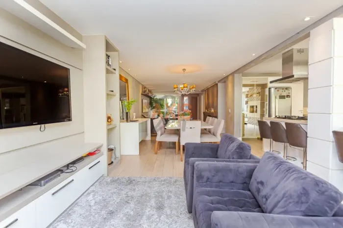 Casa de 3 Suítes à Venda no Condomínio Grand Garden | Campo Comprido Curitiba