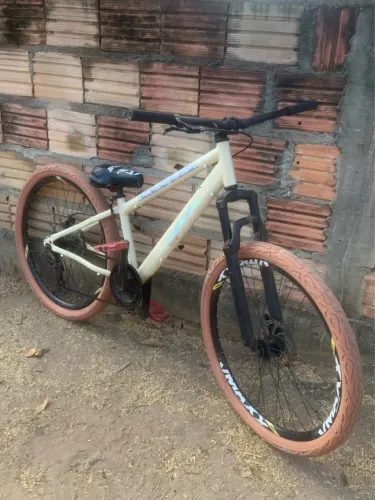 Bicicleta top