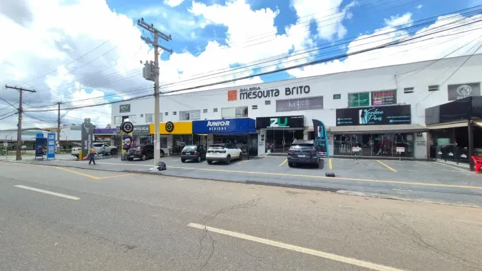 SALAS DE 21 E 42 M², GALERIA MESQUITA BRITO!!!