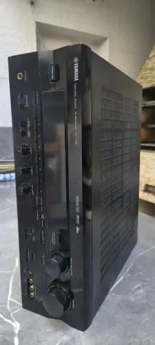 Receiver Yamaha RX tv 795