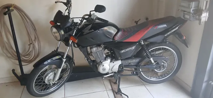 Titan 150 2004