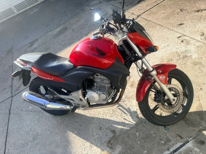 Honda CB 300 R