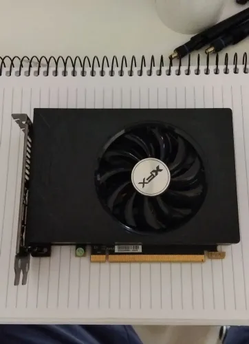 Placa de Video R7 240 4gb