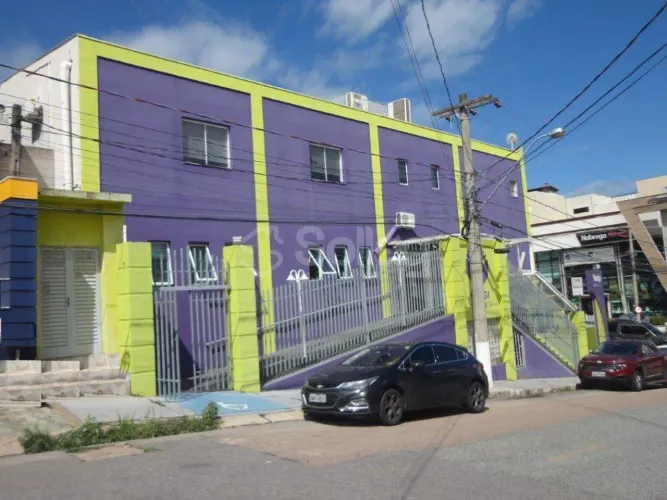 Salão com 590 m² para alugar na região do Portal da cidade de Vinhedo.