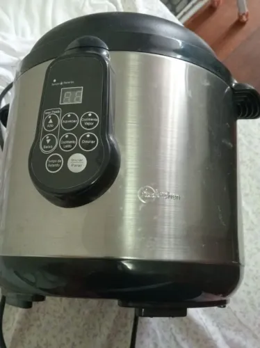 Panela de pressão elétrica