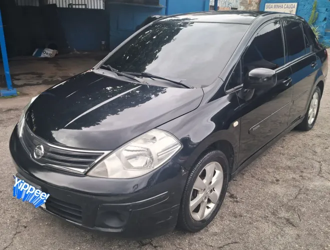 Nissan Tiida Sedan 1.8 16V Flex Fuel 4P 2012