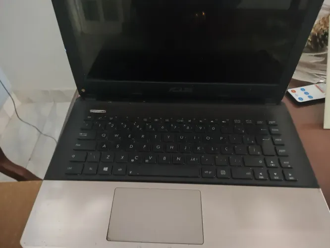 Notebook Asus Core i5 (Para Peças ou Uso Fixo)