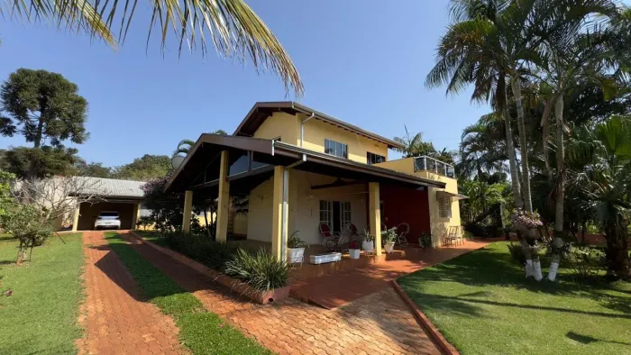 Imperdível casa de 5 quartos em condomínio no Estribo, Avaré-SP: 1 suíte, 1 sala, 4 banhei