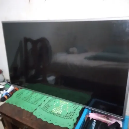 Televisão para tira peças 