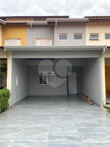 Indaiatuba - Casa com dois pavimentos Condomínio Maria Bonita - Alameda Filtros Mann frent