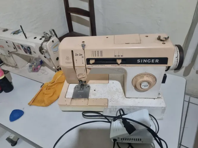 Máquina de costura 