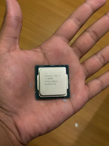     Intel Core i7 10700T 8 Núcleos 16 Threads LGA1200