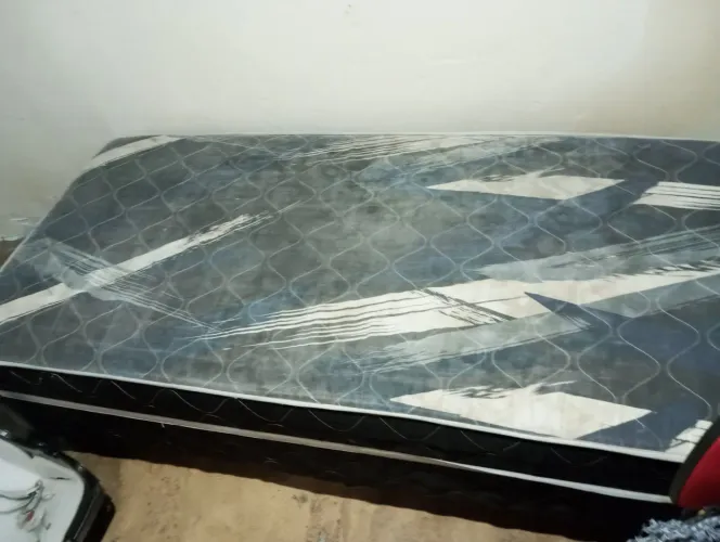 Cama de solteiro 