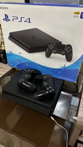 PlayStation 4 1T