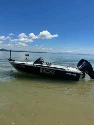 Bay 15 - Bass Boat - QUEST