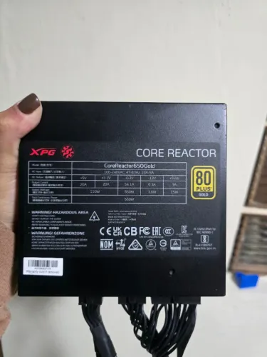 Fonte 650W XPG 80 PLUS GOLD full modular