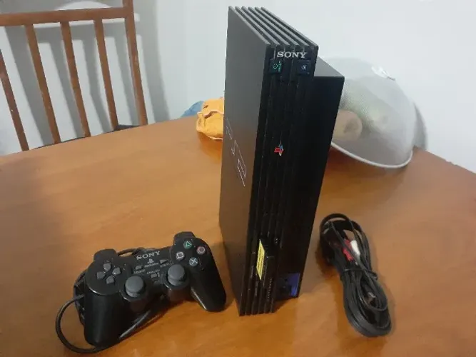 PlayStation 2 Fat SCPH  750GB de armazenamento! 