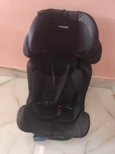 Cadeira de carro infantil legacy 0 até 36kg preto Voyage bem conservada, valor R$ 250,00