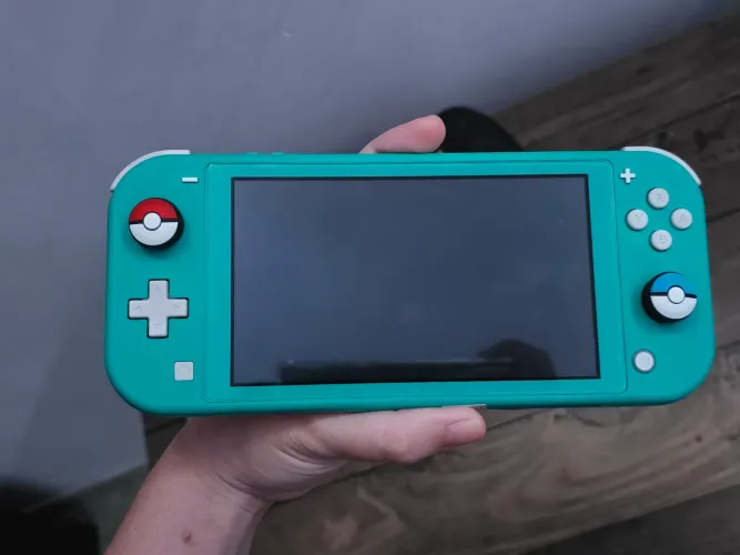 Nintendo switch lite desbloqueado (Nao troco e não faço menos)