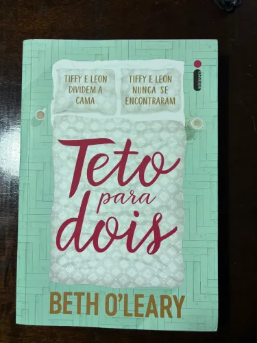 Livro - teto para dois