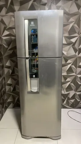 Geladeira eletrolux 