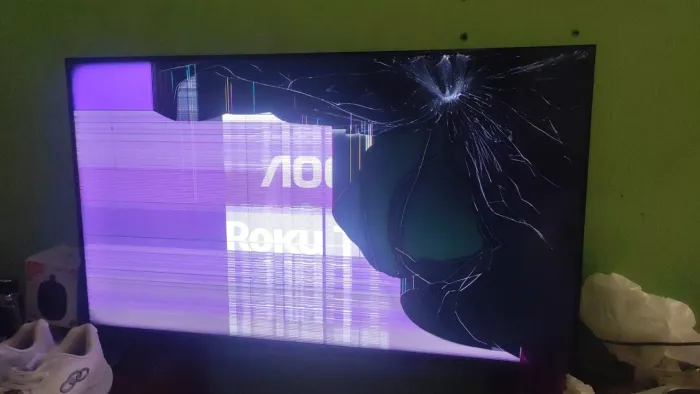 Vende tv AOC 43 polegadas pra retirada de perças e só queimou o display