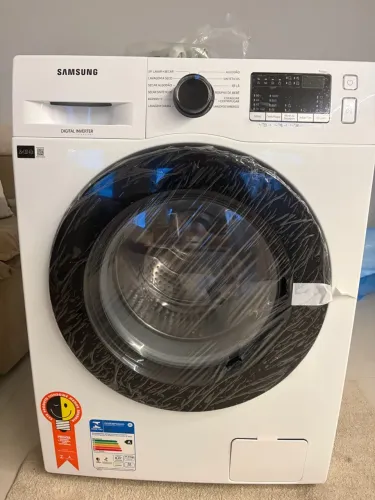 Vendo Lava e Seca - Produto NOVO
