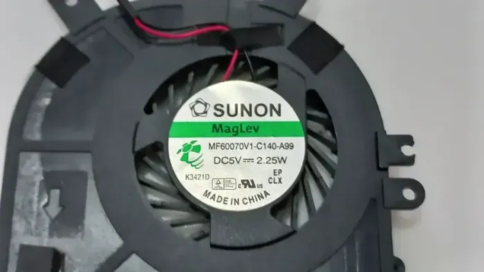 Cooler Com Dissipador Do Notebook Positivo Unique S1991 Orig (Usado)
