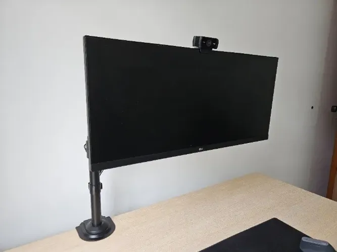Monitor 29 Ultrawide com Braço Articulado