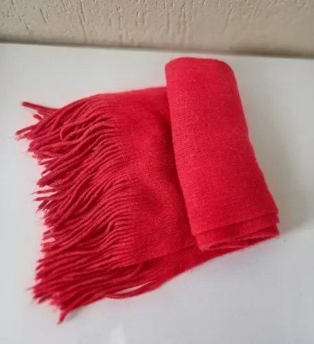 Cachecol em Lã com franja Pink