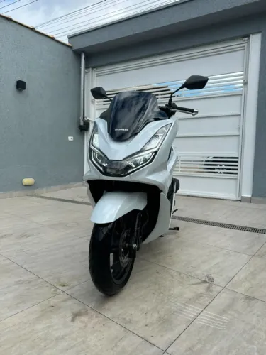 HONDA PCX 160 CBS 1400km com suporte de bauleto