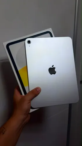 iPad 11 128gb silver