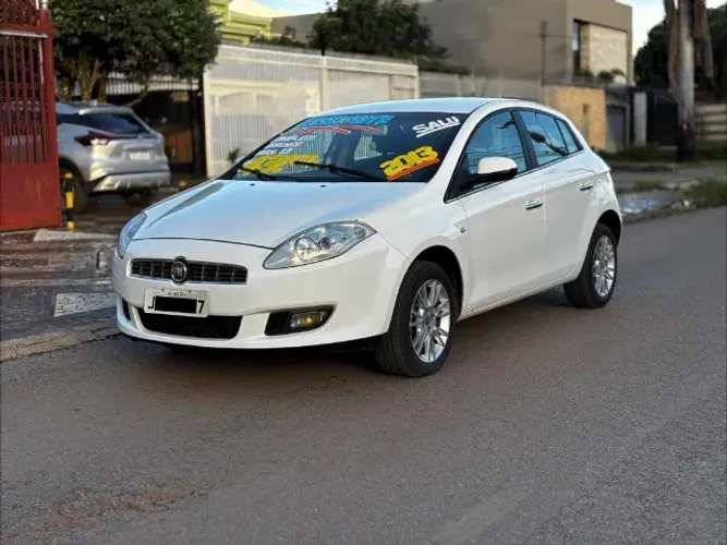 Fiat Bravo Essence 1.8 Flex 16V 5P 2013