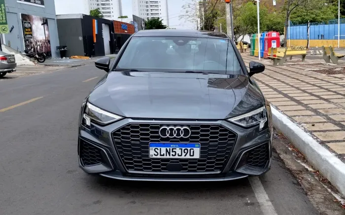 Audi A3 Sed. Perform. Black 2.0 TFSI S-tronic 2023