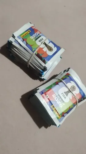 Vendo envelope de figurinhas da copa 2026