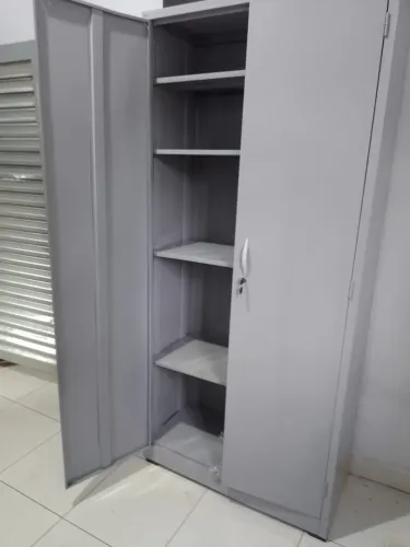 Armário de escritório de aço