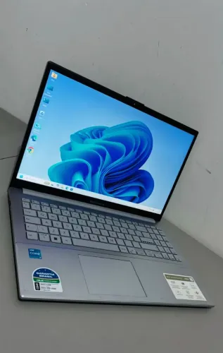 Notebook i3 12°Geracao