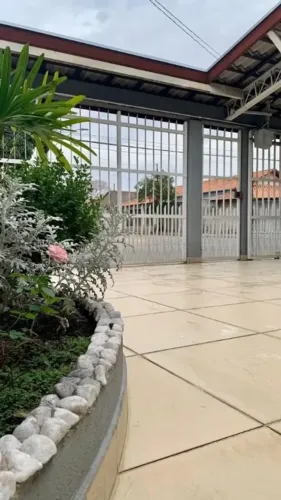 Térrea para venda com 118 metros quadrados com 3 quartos