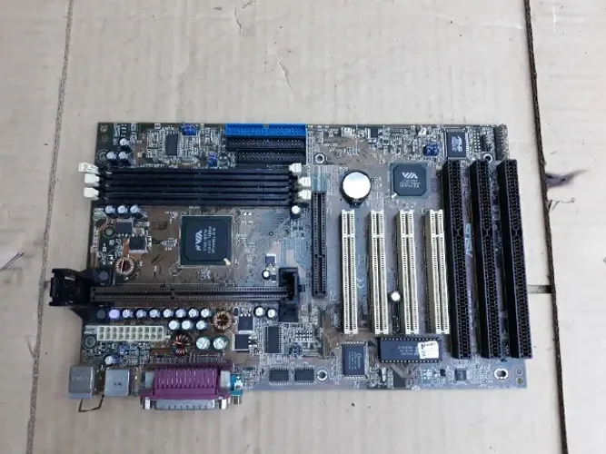 Placa Mãe Asus P3v133