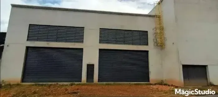 Galpão para Locação com 290m² - Tropical (Justinópolis), Ribeirão das Neves/MG.