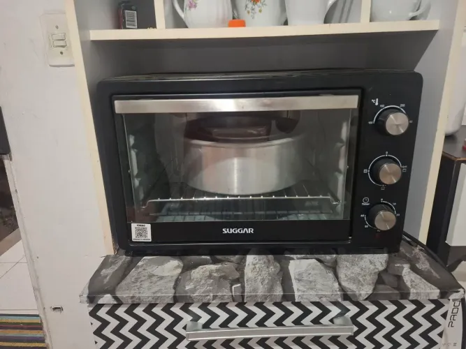 Forno elétrico semi-novo