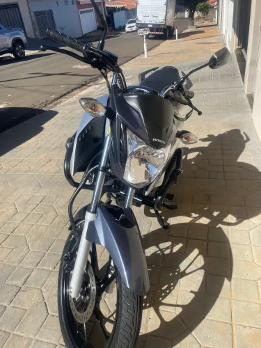 Honda cg 160 fan 2023 km baixo