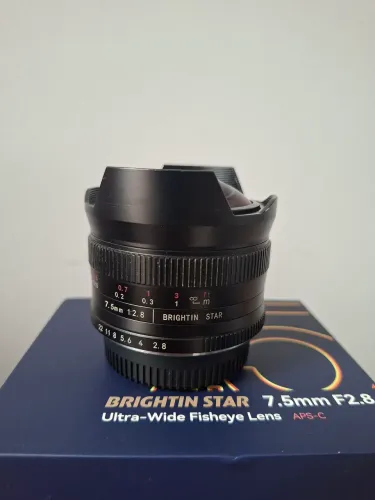 Lente 7.5mm 2.8 Brightin Star Olympus  Lumix