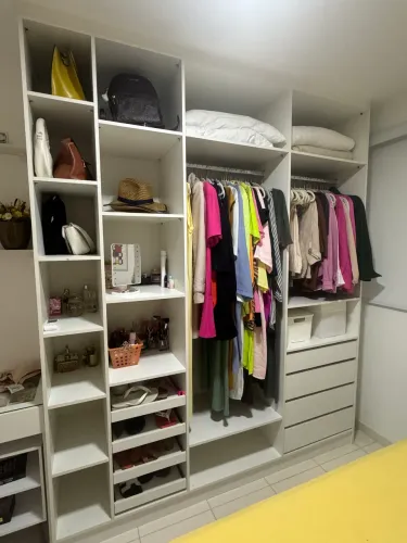 Guarda roupa