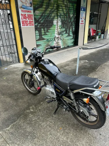 SUZUKI INTRUDER 125 PRETA 2007