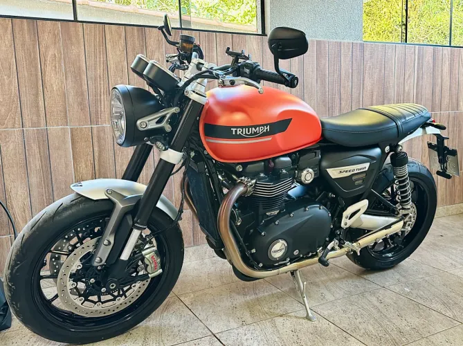 Triumph Speed Twin 1200 2023 | Impecável | Baixa km | Particular