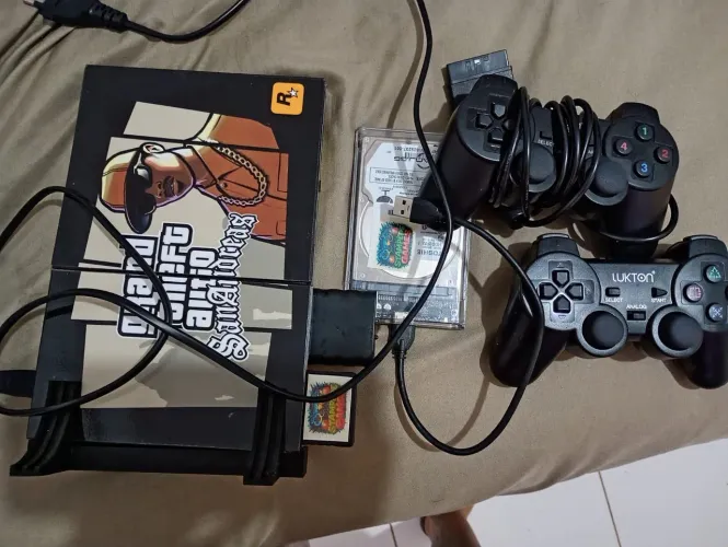 Vendo PS2 usado 