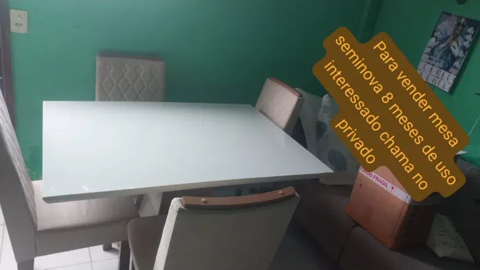 Mesa semi nova 4 cadeiras