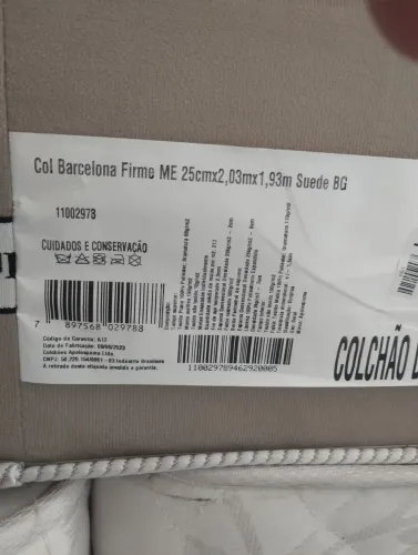 Cama de casal semi-novo King Size