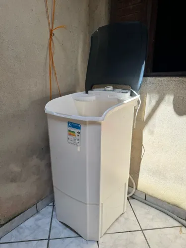 Tanquinho de lavar roupas 220v
